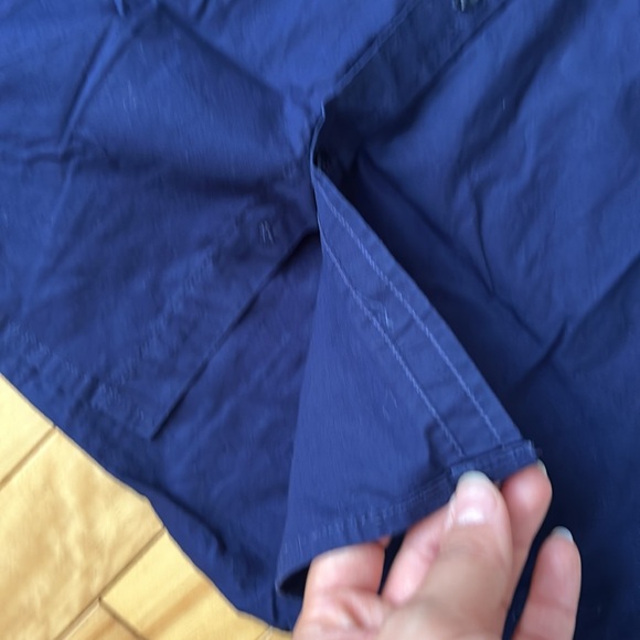 Guess Los Angeles navy blue button up shirts size medium - Picture 5 of 5